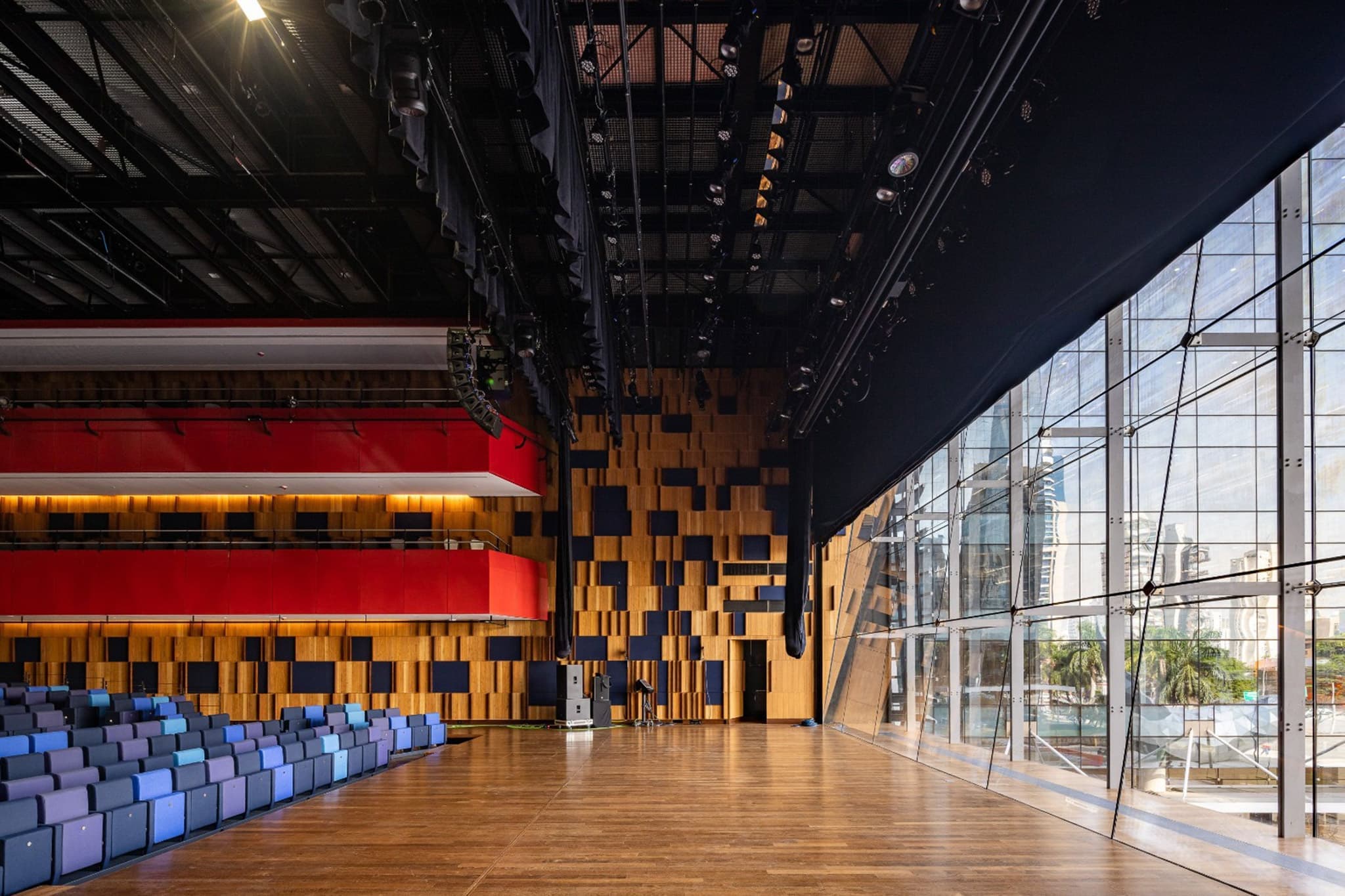 TEATRO B32 FARIA LIMA